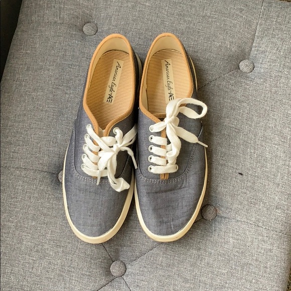 Blue sneakers - Picture 1 of 8